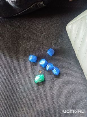 В орловском лесу задержали парочку с крупной партией наркотиков