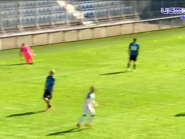 Драматичная встреча с семью забитыми мячами