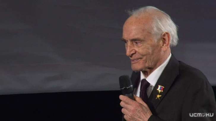 Орловчане пообщались с легендарным актером Василием Лановым