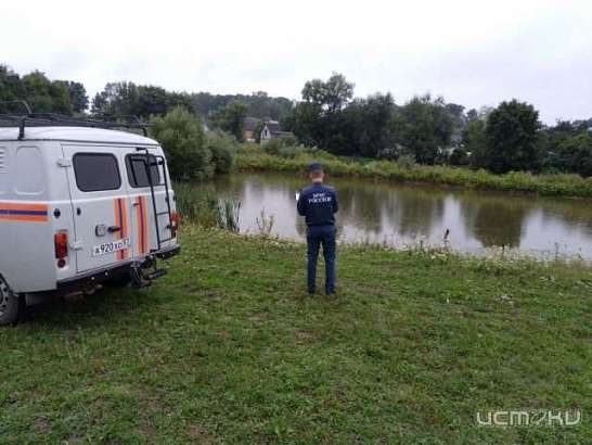 Под Орлом утонул человек 