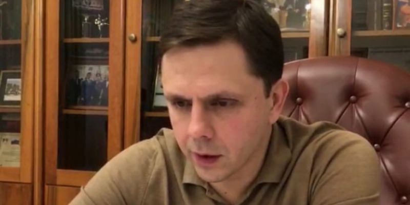 Андрей Клычков подтвердил, что торговые центры и парикмахерские работать не будут