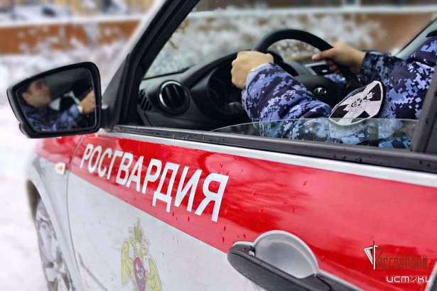 Пьяный амчанин пришел в магазин и устроил там дебош