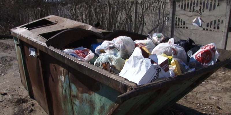 На 13-й день самоизоляции орловчанка вынесла мусор и налетела на штраф