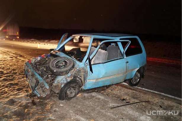 Под Орлом «Ока» врезалась в грузовик