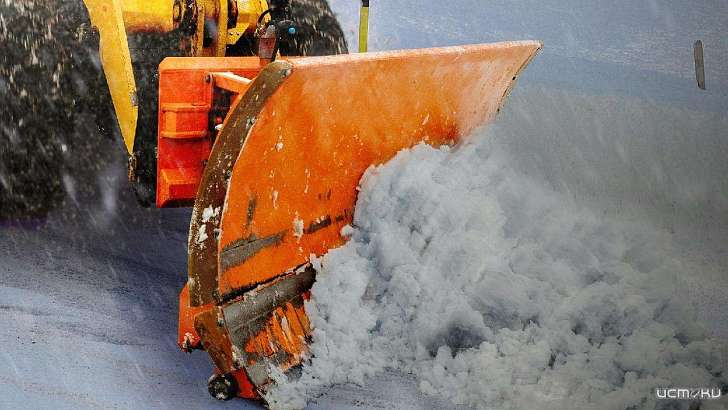 Орловские коммунальщики молятся, чтобы снега не было