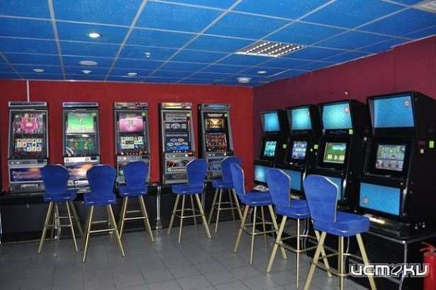 В Орле полицейские пресекли функционирование незаконного игрового зала