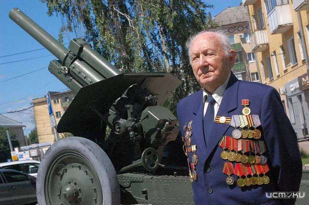 Орловский 101-летний ветеран ВОВ полностью привился от коронавируса