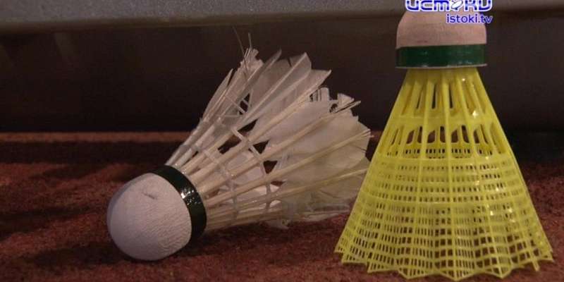 Совсем не детский вид спорта: космонавт Мисуркин сразился с орловчанами на турнире по бадминтону