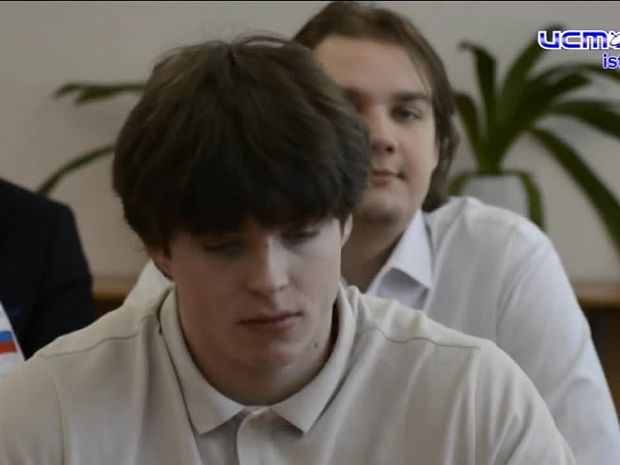 Великий и ужасный ЕГЭ. О нем решили поговорить чиновники на областном совещании, мы же спросили и орловчан