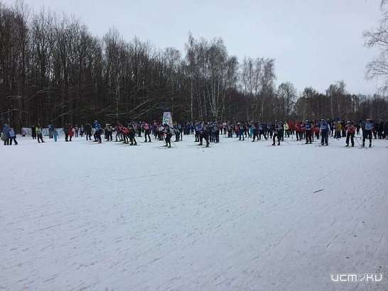 Орловчане присоединились к массовой гонке "Лыжня России - 2019" 