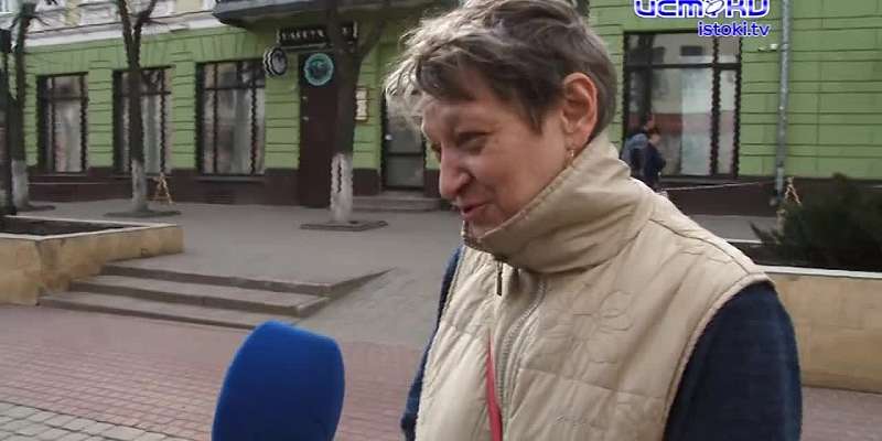 Обещали сначала практически Тауэрский мост, а теперь не могут разобраться даже с высотой тротуаров. Мы пообщались с ответственными за строительство Кр...