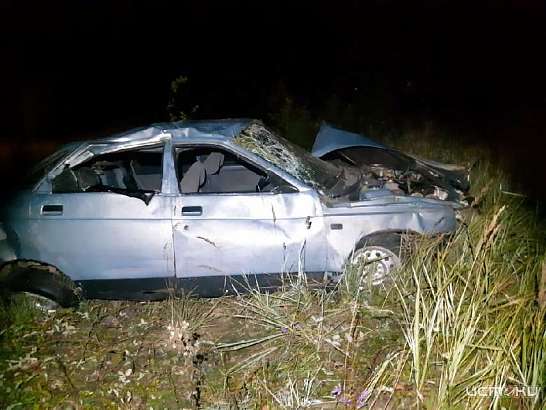 ВАЗ в кювете: трое мужчин попали в больницу после ДТП под Орлом