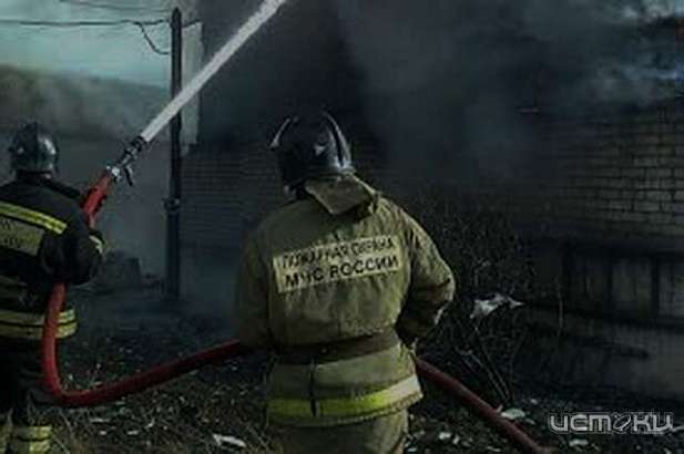 В Ливнах горел жилой дом