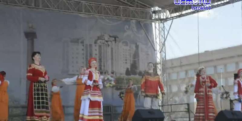 Празднуй, не зевай! На дворе — Первомай!