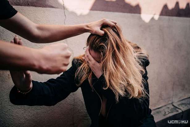 Орловчанин из неприязни сильно избил женщину