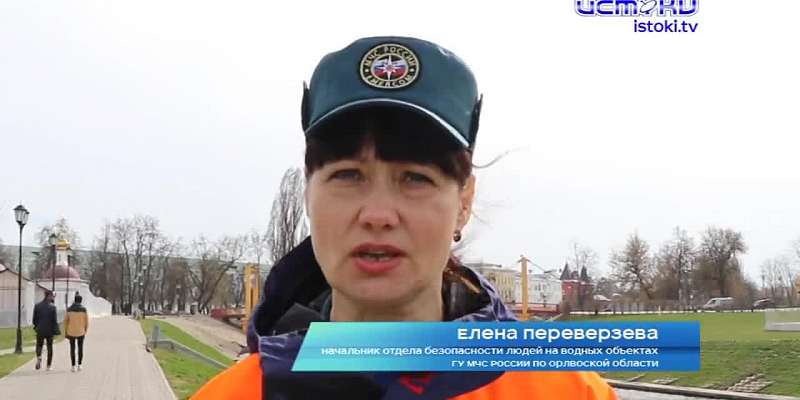 Спасители и казаки предупреждают: вода может быть опасна. В таком составе недавно они отправились в рейд