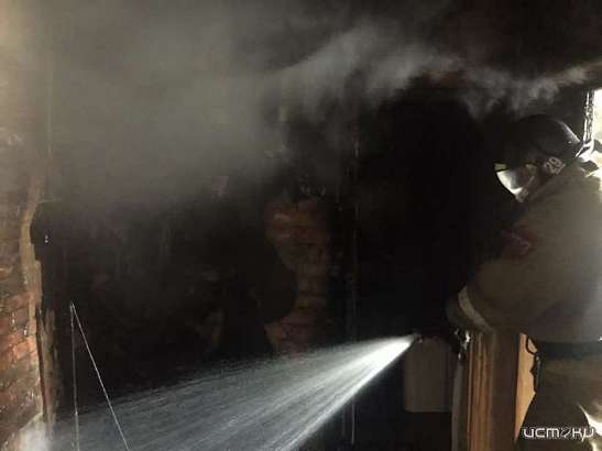 В Новодеревеньковском районе полыхал жилой дом