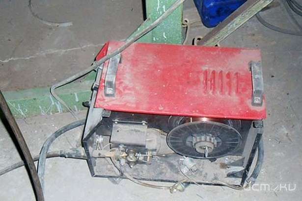 Во Мценске мужчина похитил из магазина сварочный аппарат