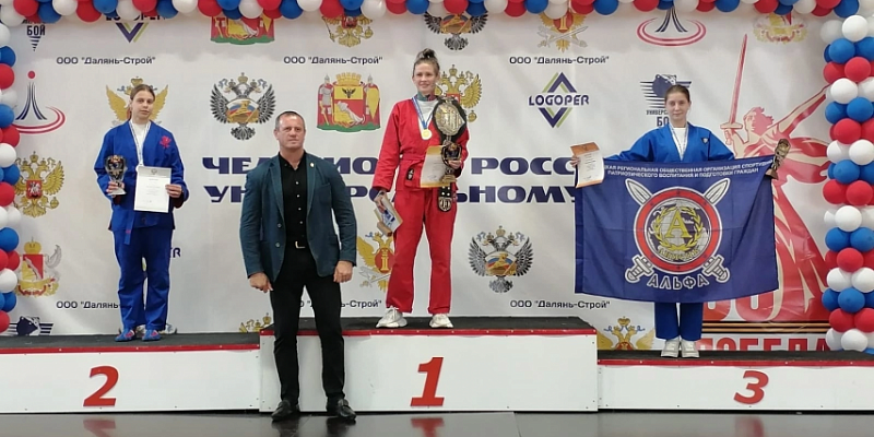 Орловчанка Екатерина Колосова стала серебряным призером на Чемпионате России по универсальному бою