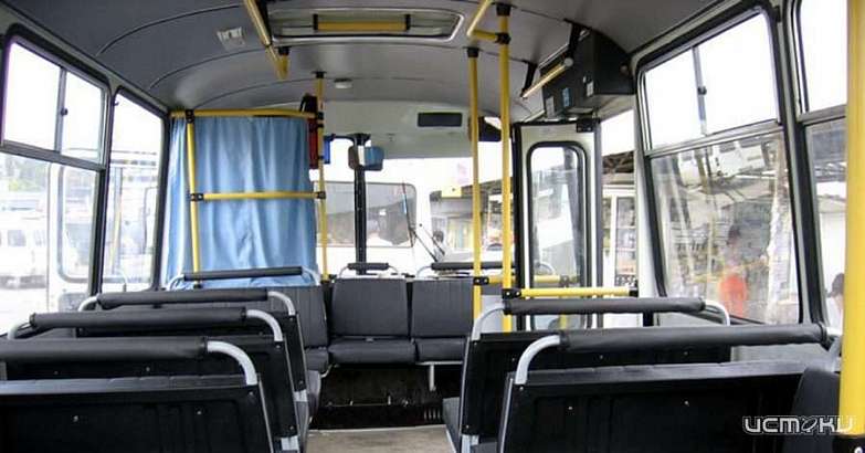 Пожилая орловчанка нашла чужую банковскую карту и потратила деньги Пожилая орловчанка нашла чужую банковскую карту и потратила деньги