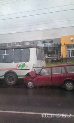 За утро в Орле произошло уже несколько ДТП