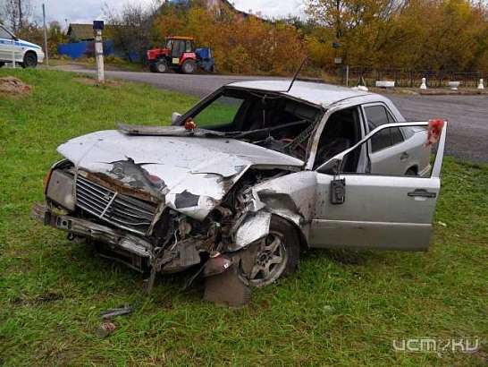  Цепная реакция: на Орловщине большегруз въехал в «ГАЗель», а та — в «Мерседес»