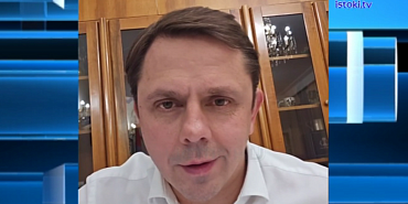 Сравнения мэра с ныне безголовой снегурочкой 