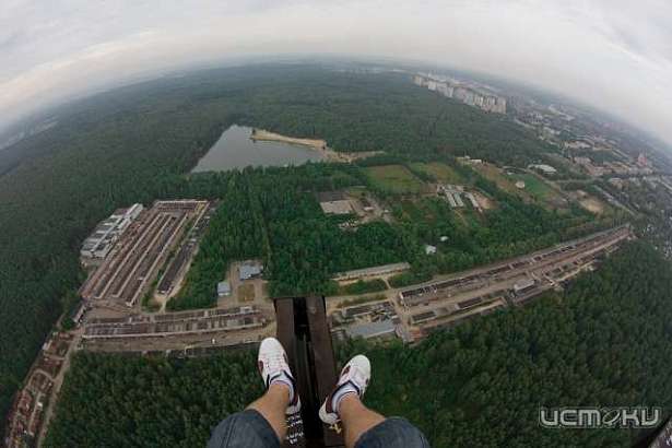 В Ливнах появилась группа путешественников по крышам