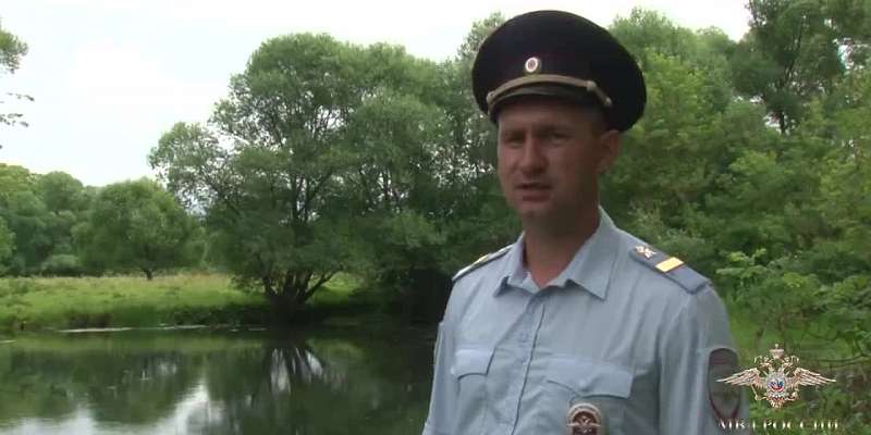 Орловский полицейский спас двух тонувших в реке мужчин