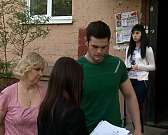 Двое против всех. Жители целого дома по улице Комсомольской уже несколько лет не могут провести интернет