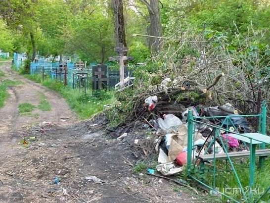 В Орле МУП «РОУ» и «Зеленстрой» займутся уборкой кладбищ