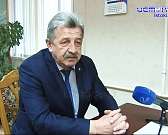 Теплится жизнь в одной квартире: орловская семья делит кров с бомжами в аварийном бараке