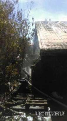 В Орловском районе горел гараж