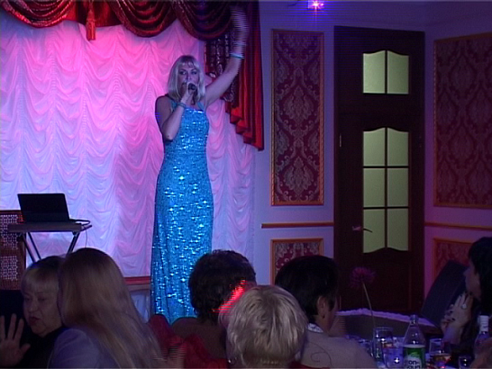 Кафе "Вираж" открыло сезон развлечений 