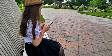 Юные орловцы смогут позвать на помощь родителей с помощью SOS-кнопки