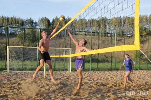 На выходных разыграют медали Чемпионата и Первенства области по пляжному волейболу