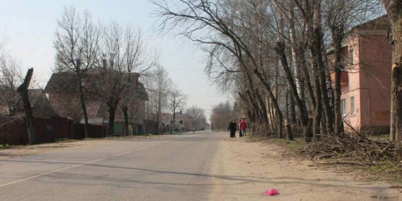 В Орле жители Веселой Слободы устали от пробок и просят расширить дорогу