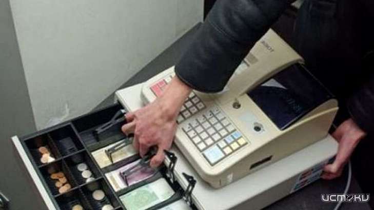 Ранее судимый орловчанин украл у родственницы ключи от ветклиники и украл оттуда 25 тыс. рублей