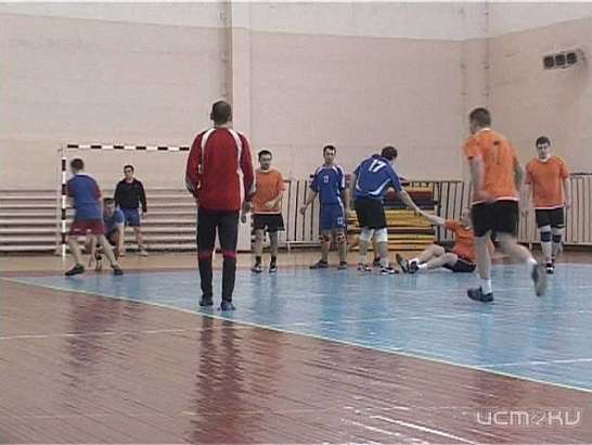 В Орле началась борьба за кубок Чемпионата города по гандболу 