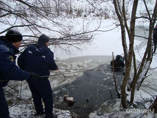 5-летний мальчик утонул, провалившись под лед