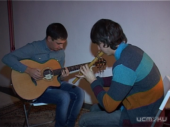 "Памятники плачут ночью"- музыкальные рисунки 