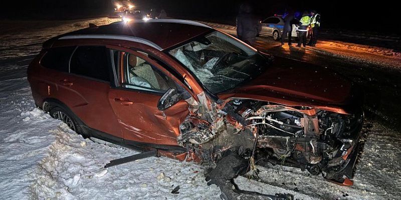 Вчера вечером водитель без прав устроил серьезное ДТП выехав на встречку 