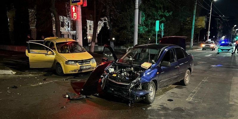 Вчера поздним вечером в Орле произошло ДТП с пострадавшими