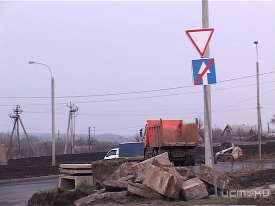 Улицу Михалицына открыли, но работы на кольцевой еще продолжаются