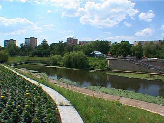 Кто же его тронет? Он же памятник! Что будет с домом-памятником на ул. Гостиной 