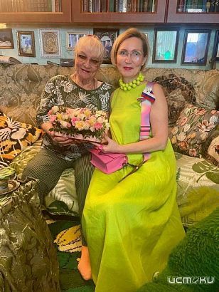 В гостях у легенды. К орловскому тренеру мировой известности Клавдии Наумовой пришла сотрудница облсовета