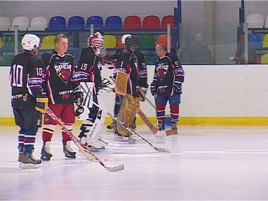 Матч ветеранов по хоккею