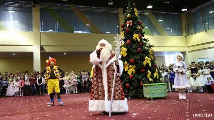 Губернаторская елка соберет в Орле 600 ребятишек