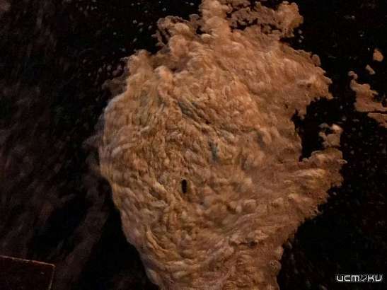 Глазами очевидцев: на р. Орлик жители запечатлели странную пену