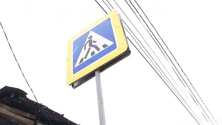 В Орле подсвечивают зебры на опасной улице Васильевской